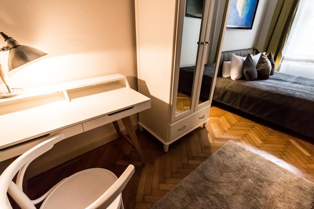 Urbana Hipster Downtown Budapest Kültér fotó